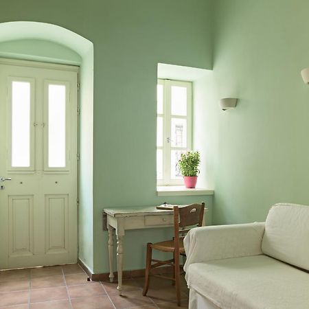 Guesthouse Lila Ermoúpoli Extérieur photo